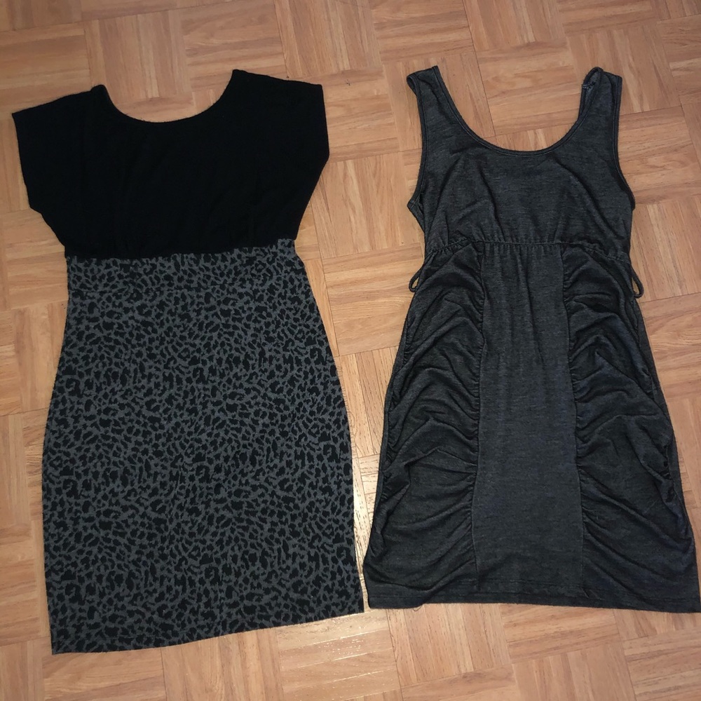 2 mini belt dresses!🕶💼👄